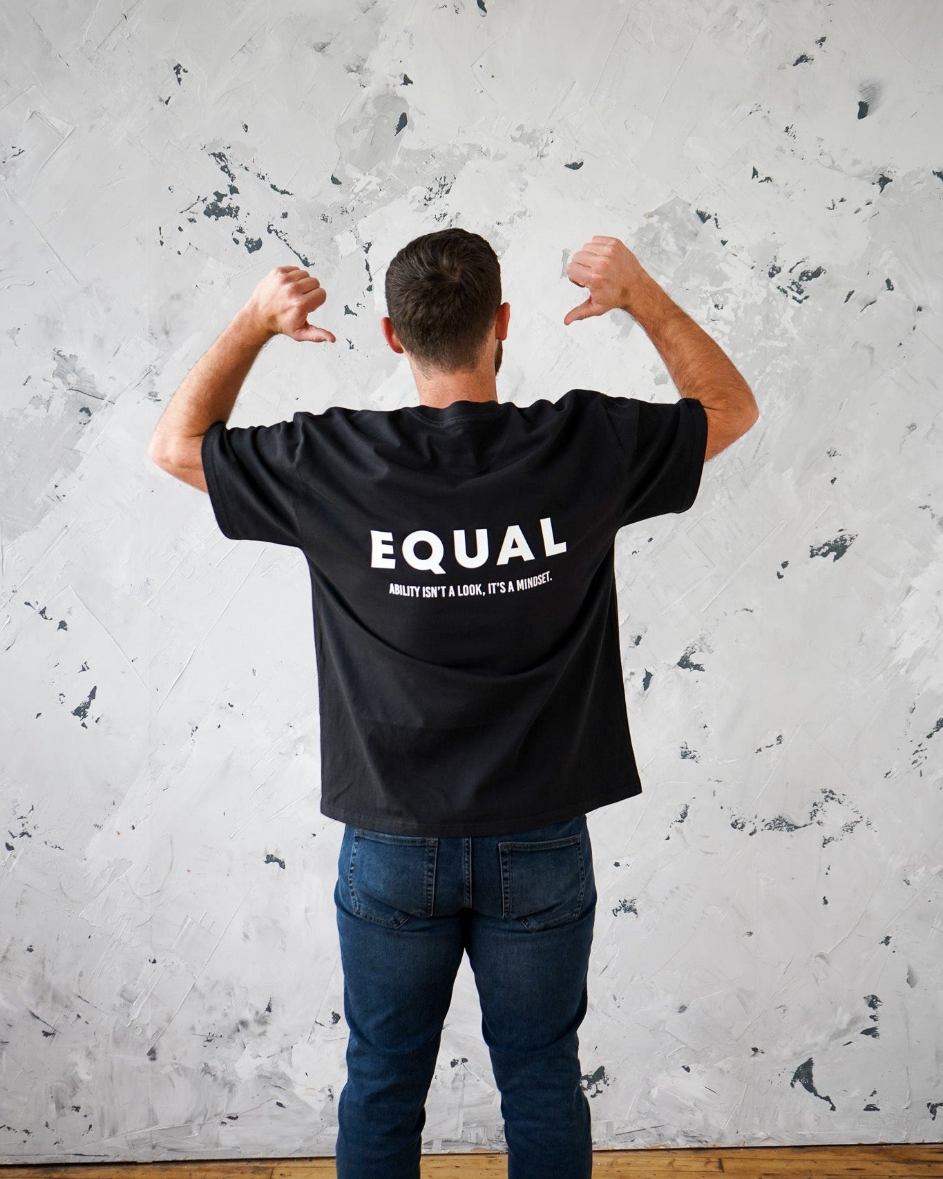 Equal Core Box Fit Black