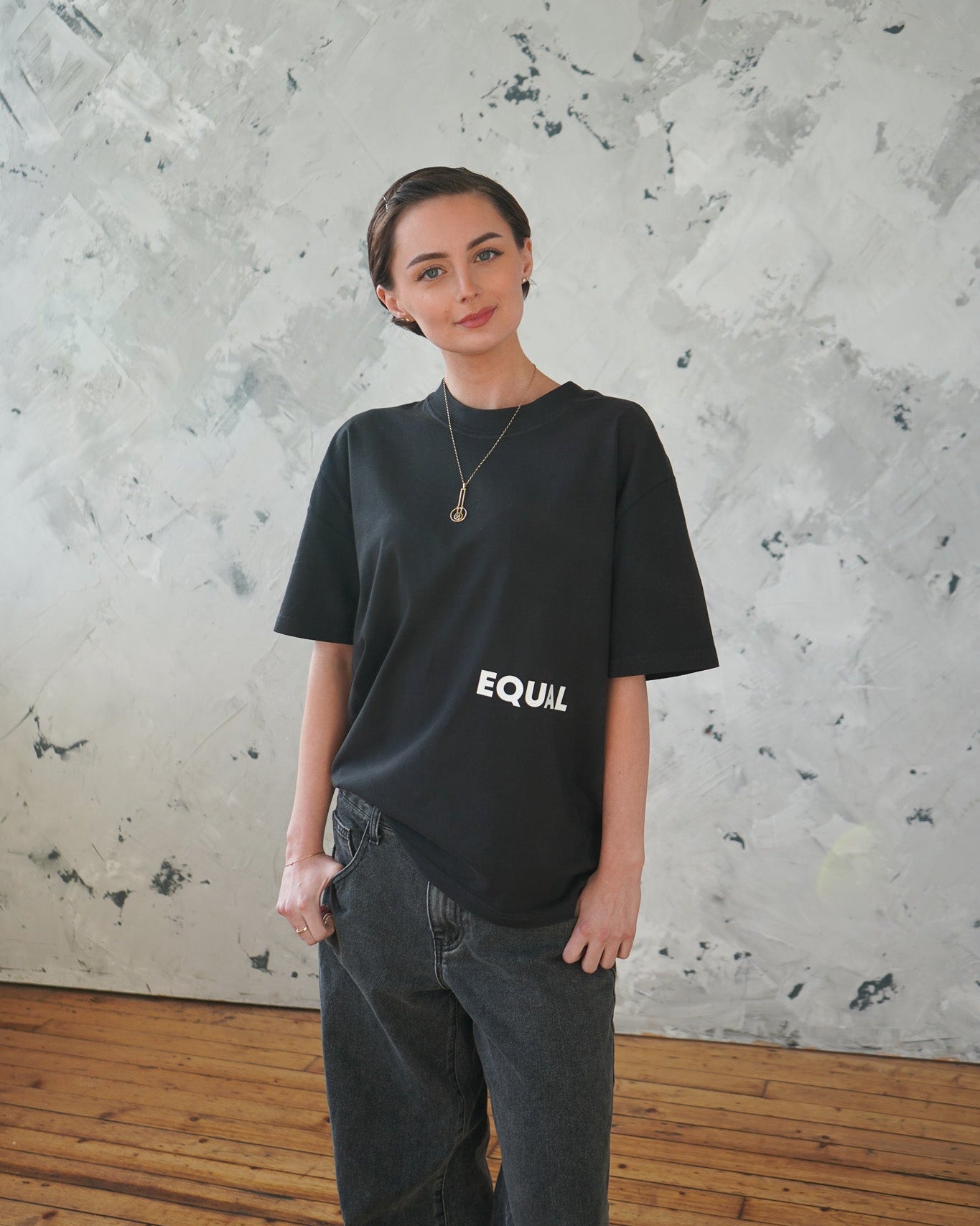 Equal Core Box Fit Black