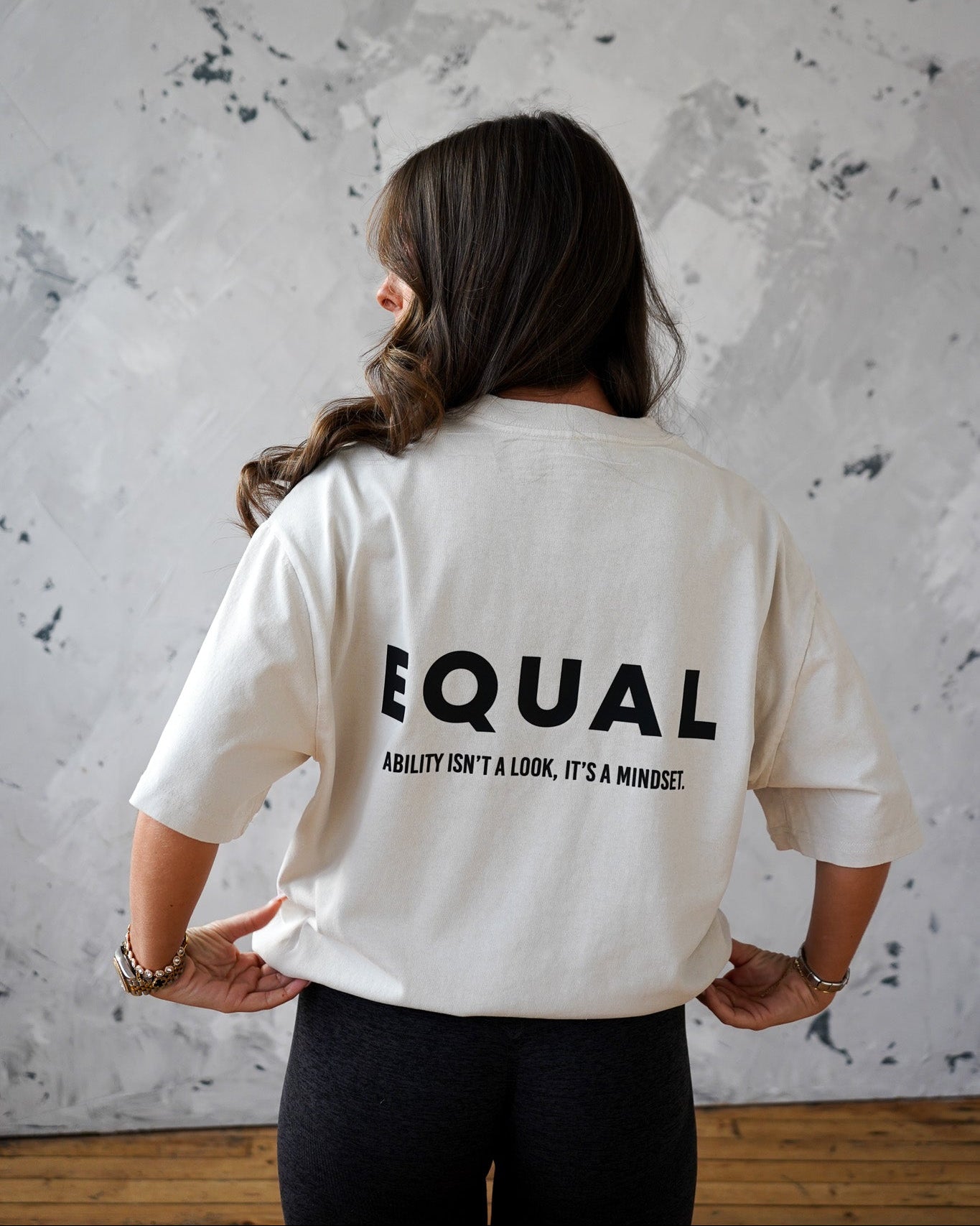 Equal Core Box Fit Ecru