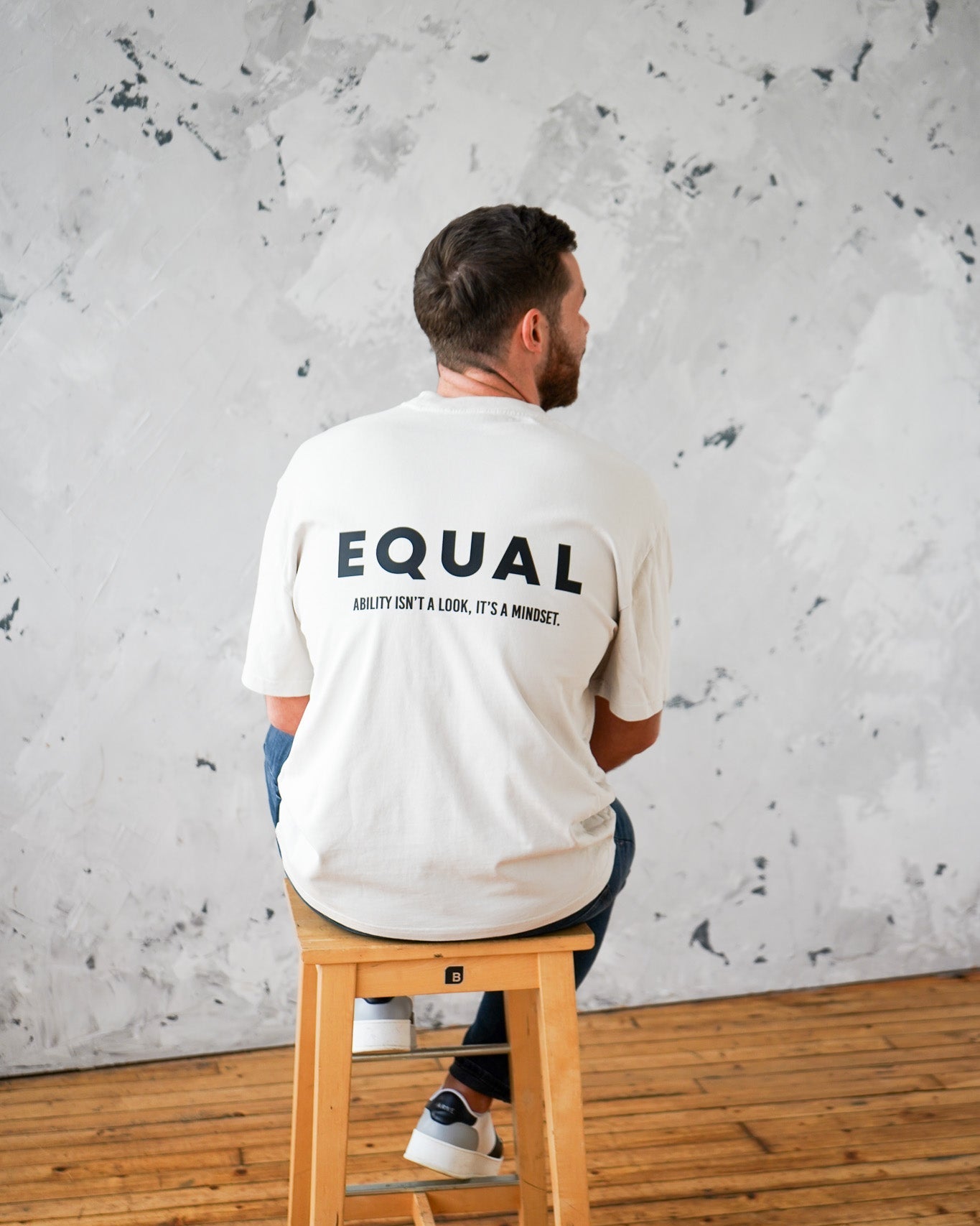 Equal Core Box Fit Ecru