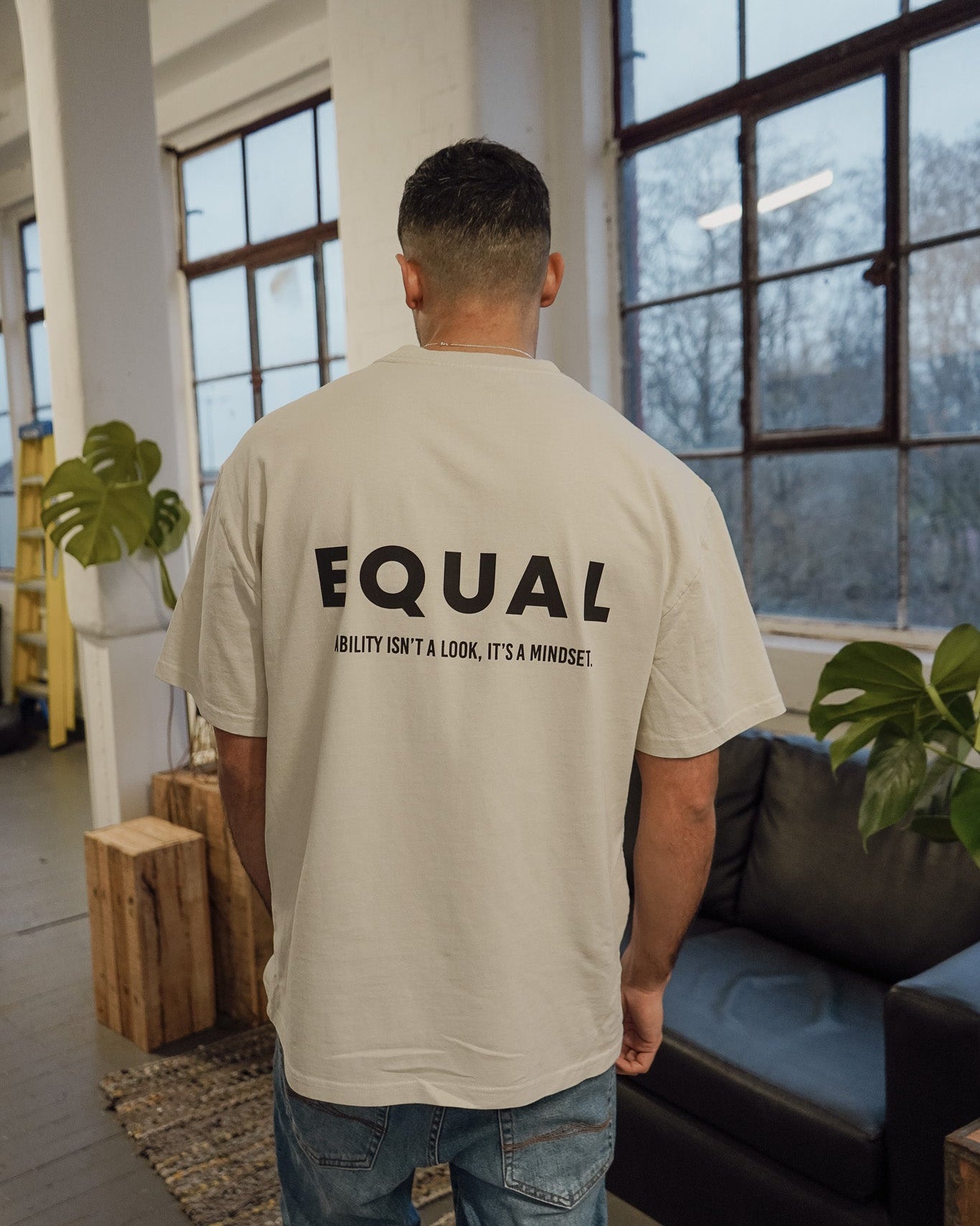 Equal Core Box Fit Ecru